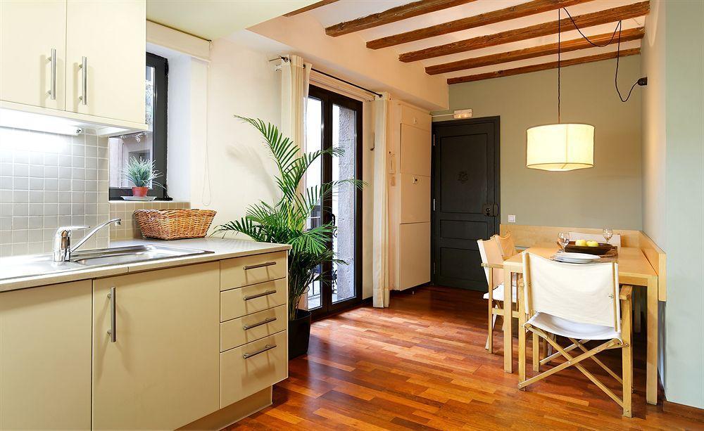Inside Barcelona Apartments Esparteria Exterior foto