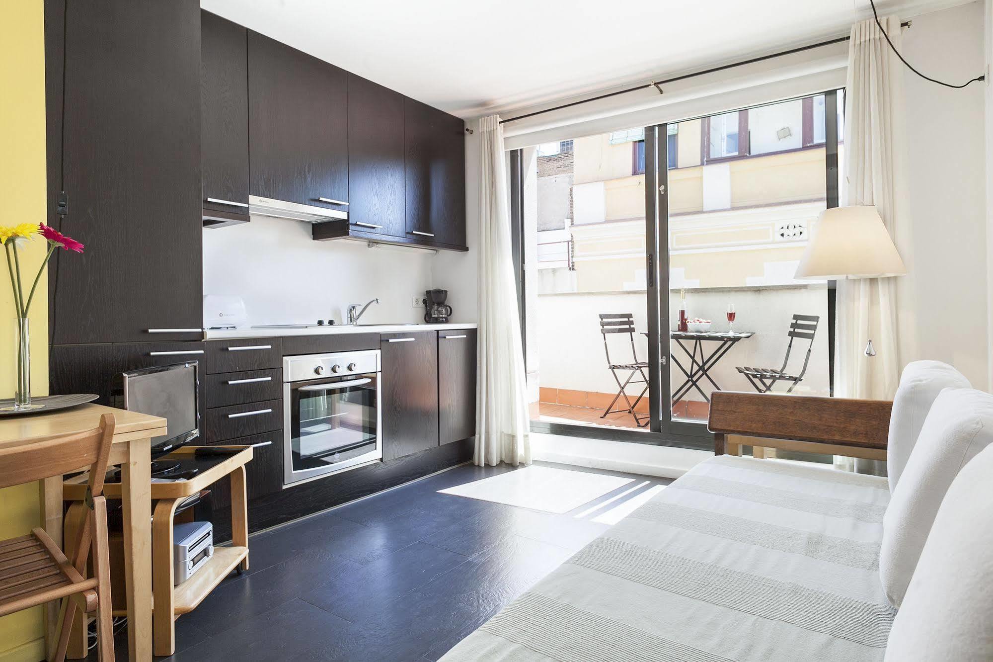 Inside Barcelona Apartments Esparteria Exterior foto