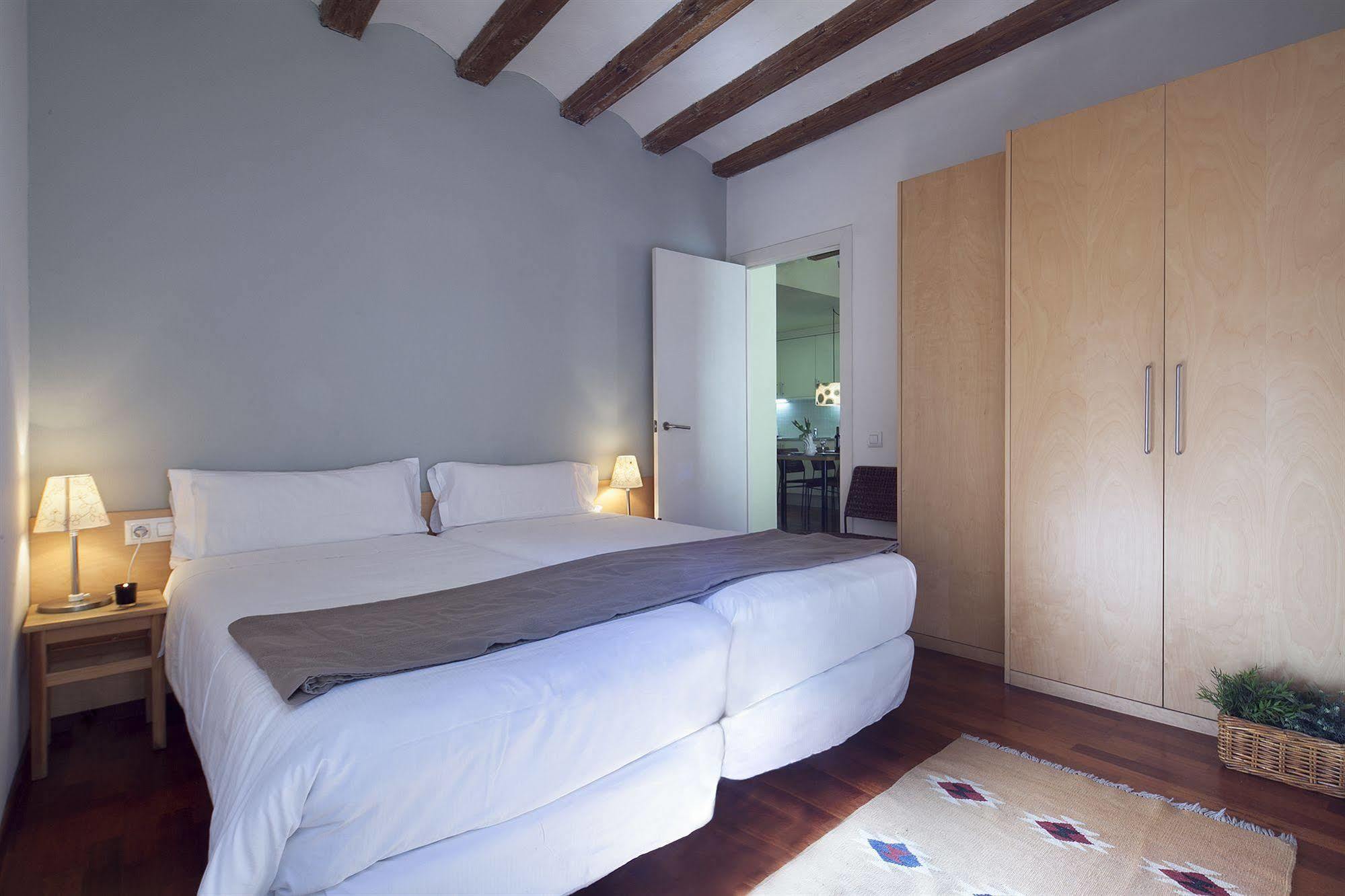 Inside Barcelona Apartments Esparteria Exterior foto